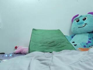 Mia Fhox webcam model stream image