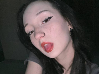 AccaBelow webcam model stream image