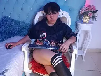 Tiff_Styless webcam model stream image