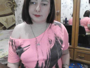 SophieNightAh webcam model stream image