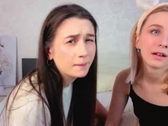 garden_flower webcam model stream image