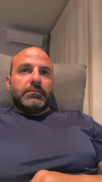 snefru042 webcam model stream image