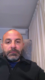 snefru042 webcam model stream image