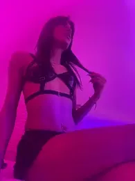 moonlyvelvet webcam model stream image