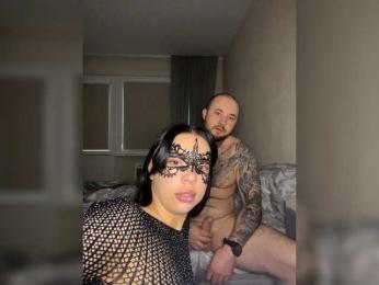 GiveMeCash webcam model stream image