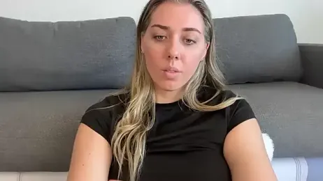 Aussielulu webcam stripchat model stream image