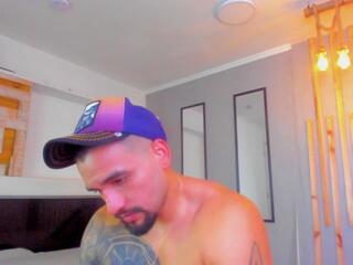 Eddie Ryan webcam model stream image