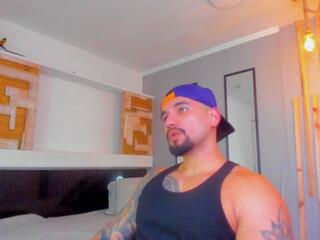 Eddie Ryan webcam model stream image