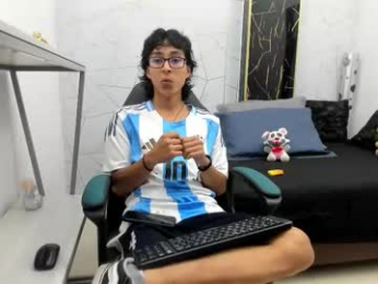 zoro_v webcam model stream image