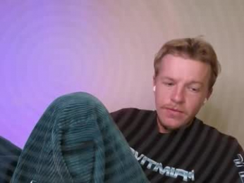 flower_haze webcam model stream image