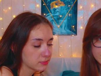 SweetTwins001 webcam model stream image