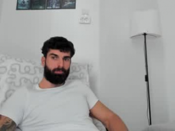 cuteeboy webcam model stream image