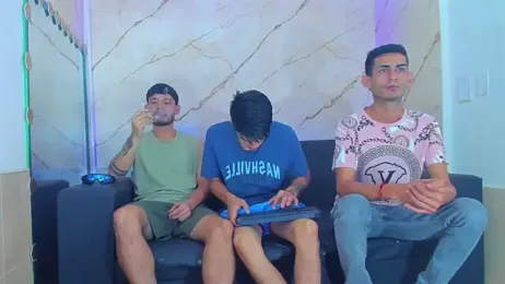 Golldens_Dreamss webcam model stream image