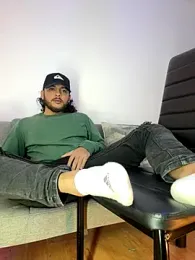 tuyo1995 webcam model stream image