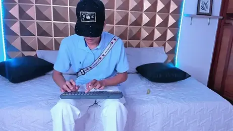 Amadeo_D webcam model stream image