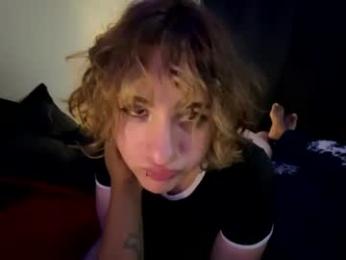 ellie_andy19 webcam model stream image