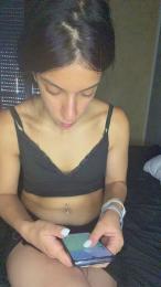 Saraf webcam cam4 model stream image