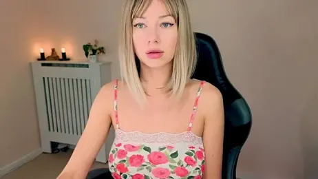 Lenamuti25 webcam model stream image