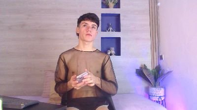 Logan_Steel webcam model stream image