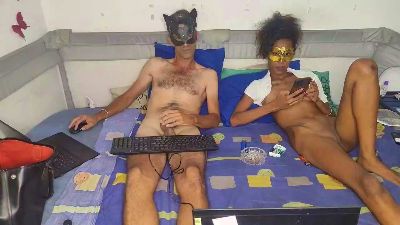 Xenax_and_Till webcam cam4 model stream image