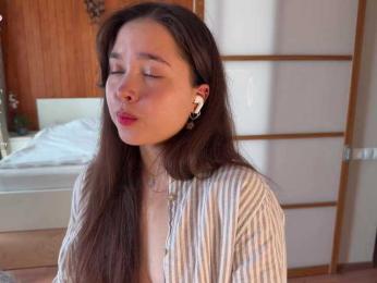 PlumyBun webcam model stream image