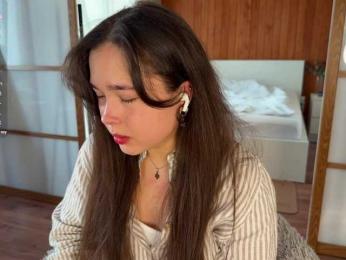 PlumyBun webcam model stream image