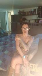 Penele webcam cam4 model stream image