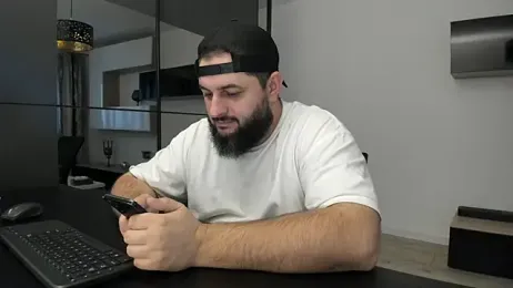 DravenPeak webcam model stream image