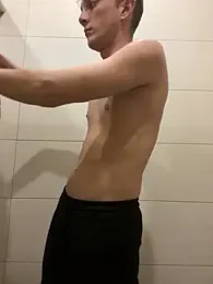 Turkishleo webcam model stream image