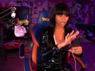 lovenzia webcam model stream image