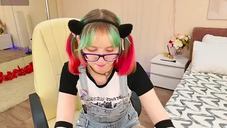 CoralineYoung stripchat stream image