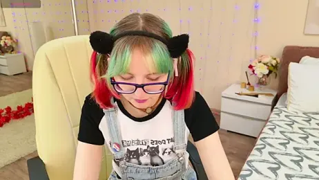 CoralineYoung stripchat stream image