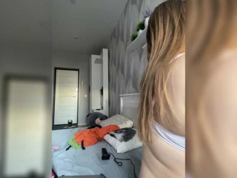 -Tiki-Riki- bongacams stream image