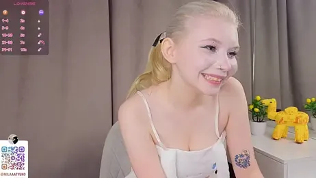 DaisyElmers stripchat stream image