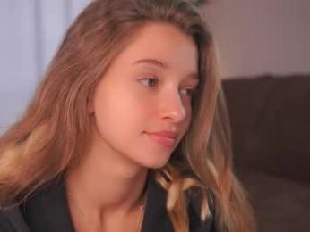 little_poetry chaturbate stream image, 20.05.2025 16:00