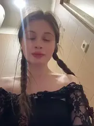 mmelicious stripchat stream image