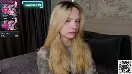 Naughty__Couplles stripchat stream image