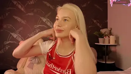 Lolly_girll stripchat stream image