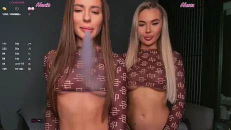 AlexisGraysX stripchat stream image