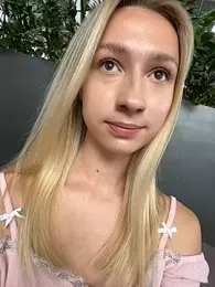 Lia__Love stripchat stream image