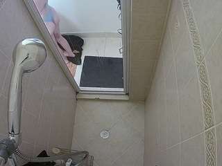 voyeurcam-baileybase-shower camsoda stream image