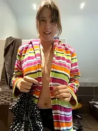 SexyLayla1 stripchat stream image