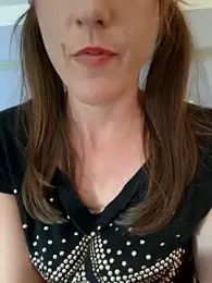 SexyLayla1 stripchat stream image