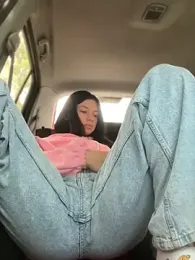 JulliaVegas stripchat stream image