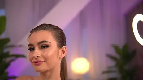 KaylaBray stripchat stream image