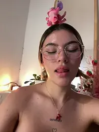 Your_Honeey stripchat stream image