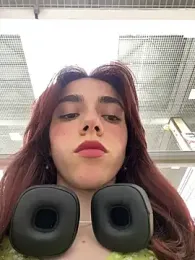 Lily__Belle stripchat stream image