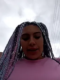 LIZ-06_ stripchat stream image