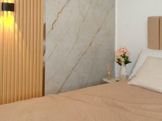 Madisson Queen flirt4free stream image