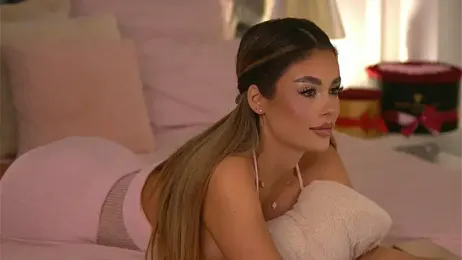 YasmineShaw stripchat stream image